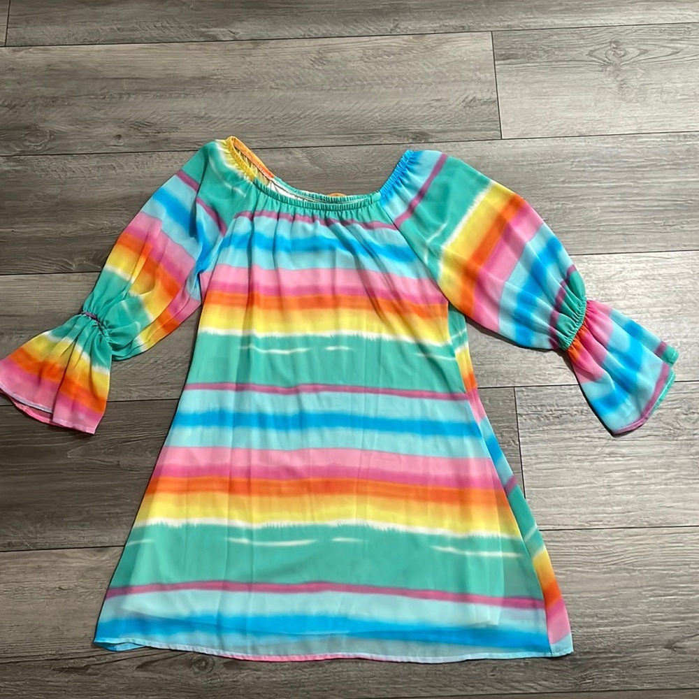 Large, multi-color resort/summer dress - Picture 3 of 5
